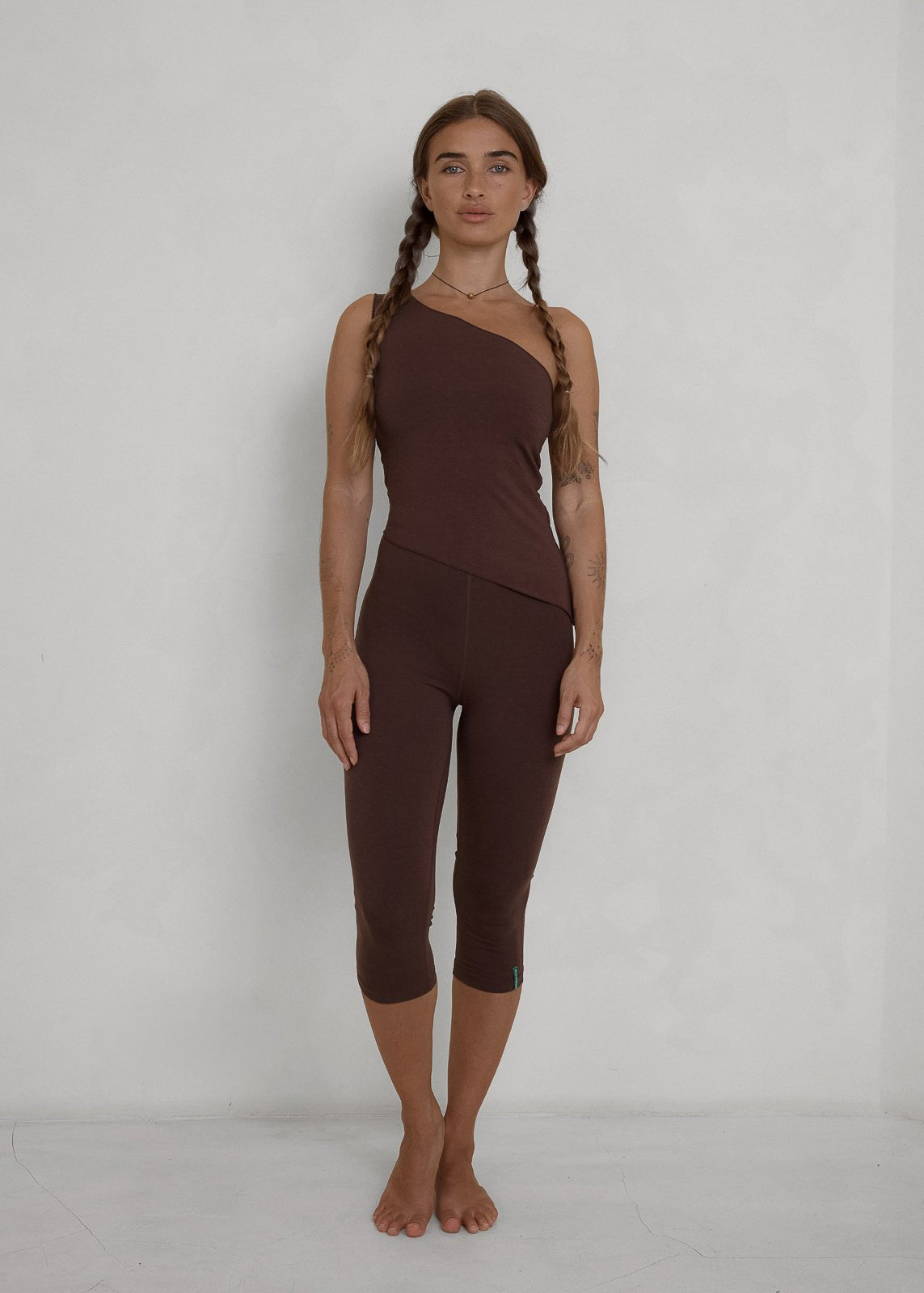 Capri Legging - Dark Brown - Pinky & Kamal - stride