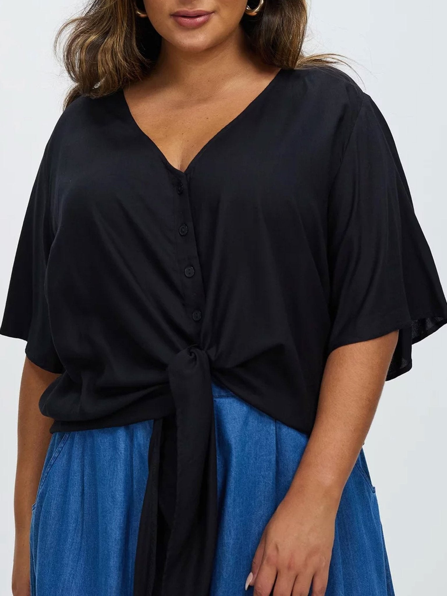 Classic Tie Front Top // Black - Hope & Harvest - stride