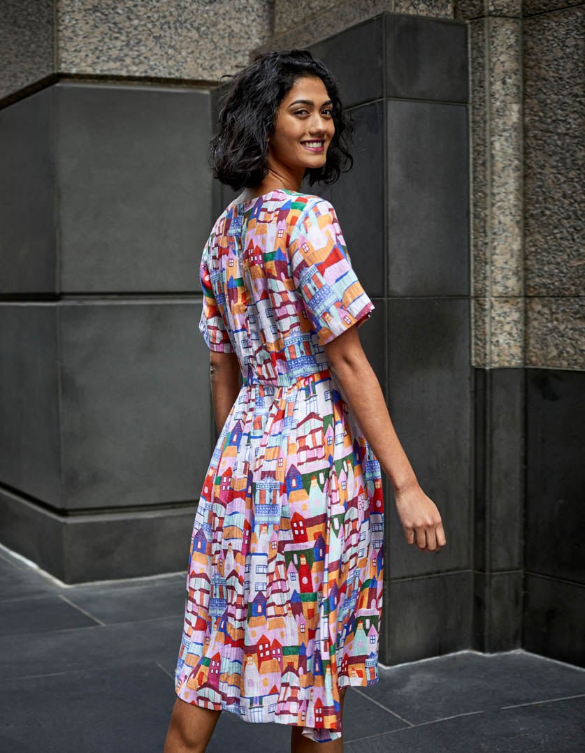 Dorothy dress - Urban Scapes - Devoi - stride