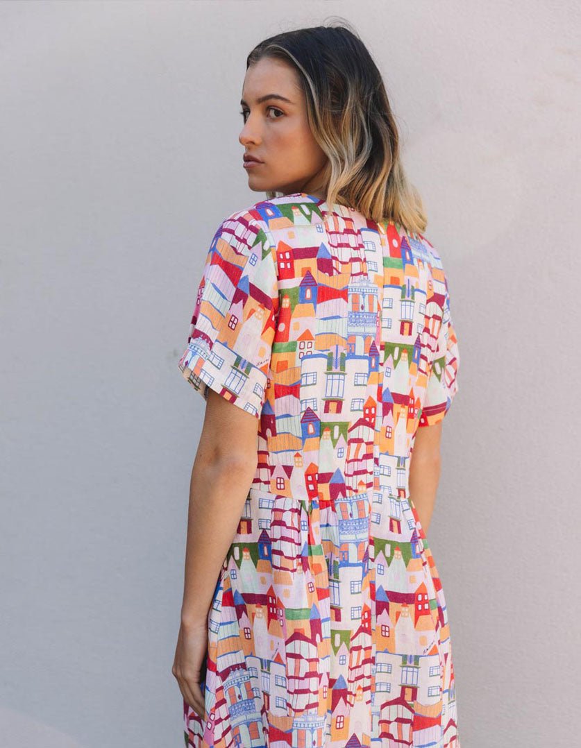 Dorothy dress - Urban Scapes - Devoi - stride