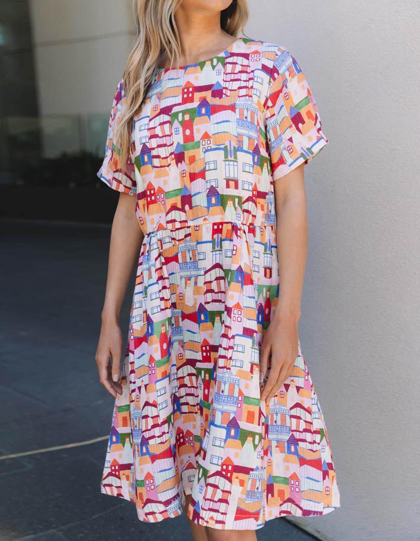 Dorothy dress - Urban Scapes - Devoi - stride