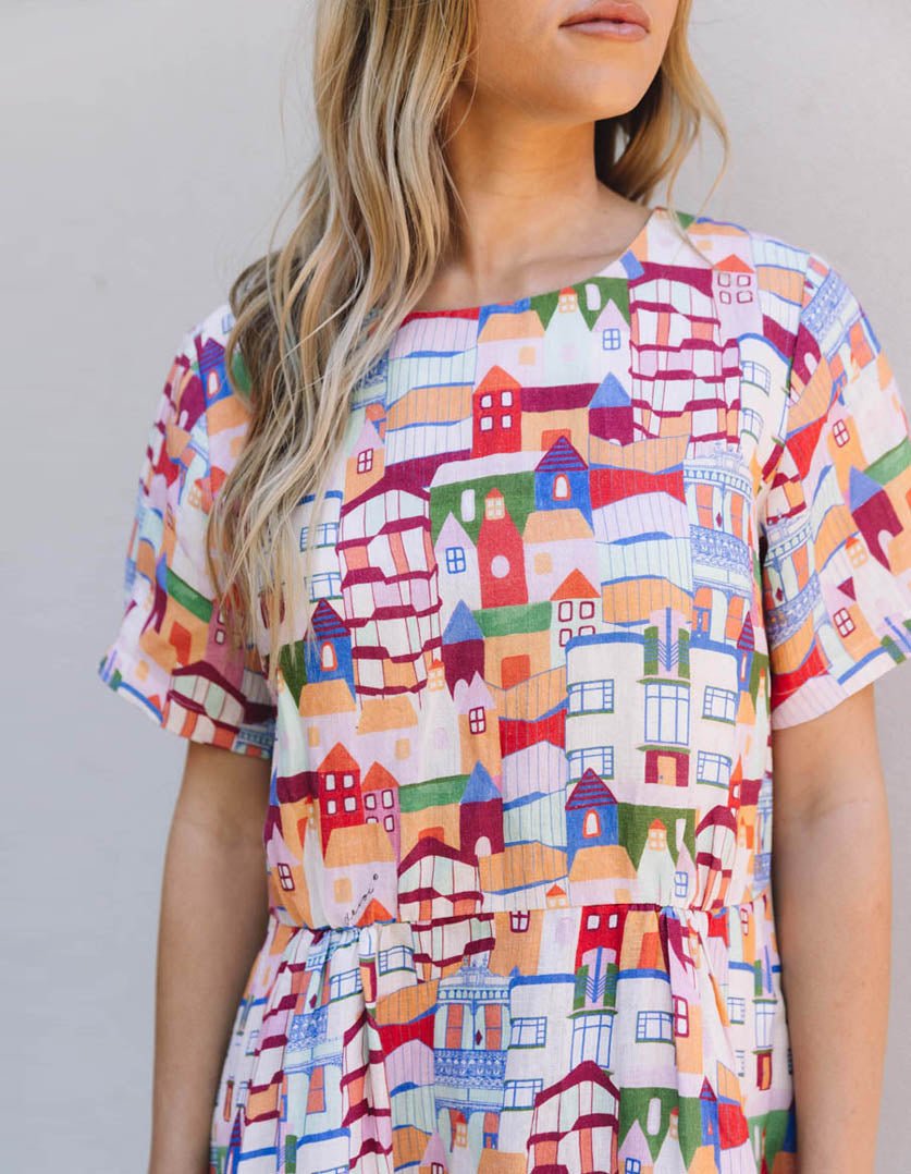 Dorothy dress - Urban Scapes - Devoi - stride