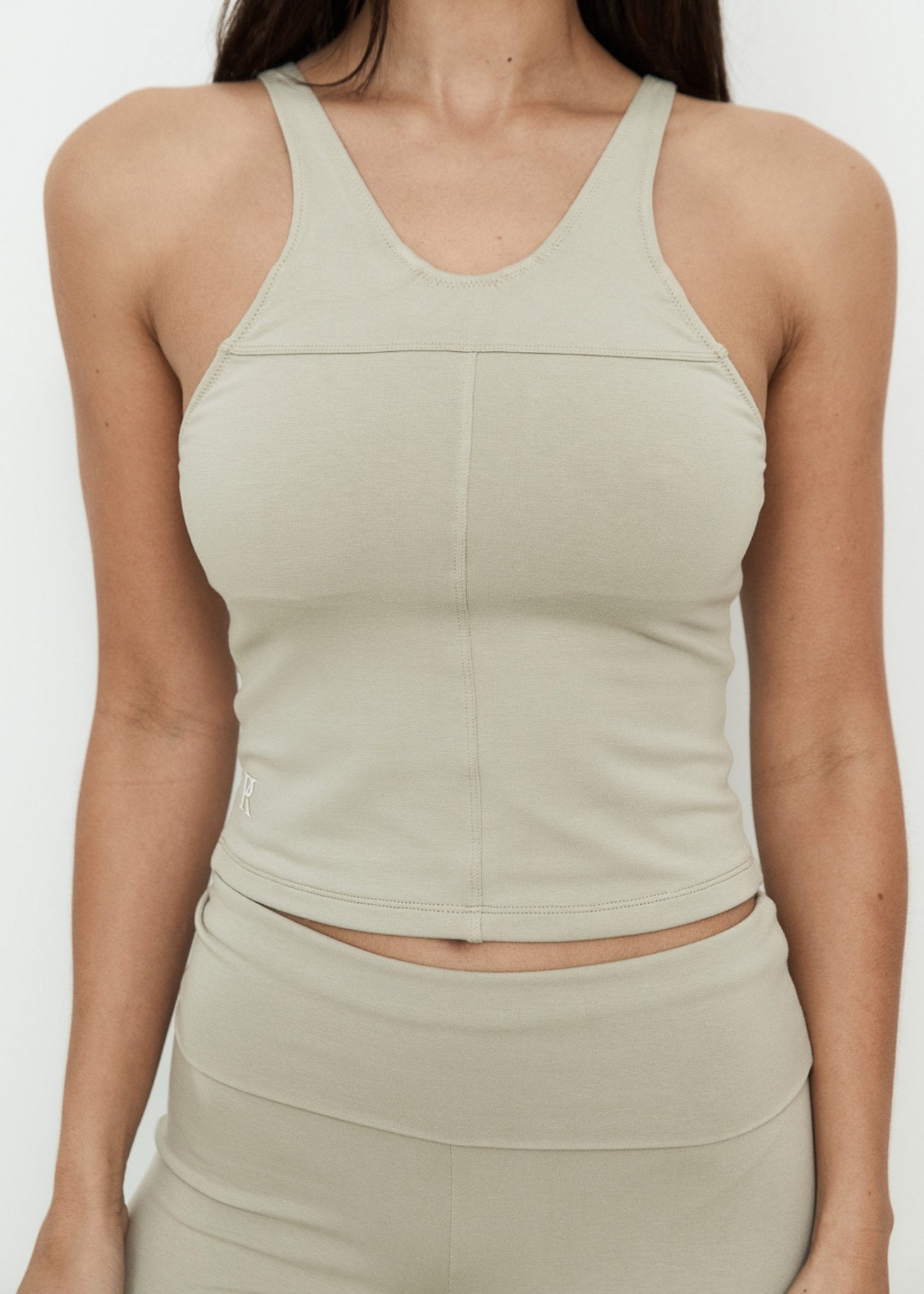 High Neck Racer - Light Grey - Pinky & Kamal - stride