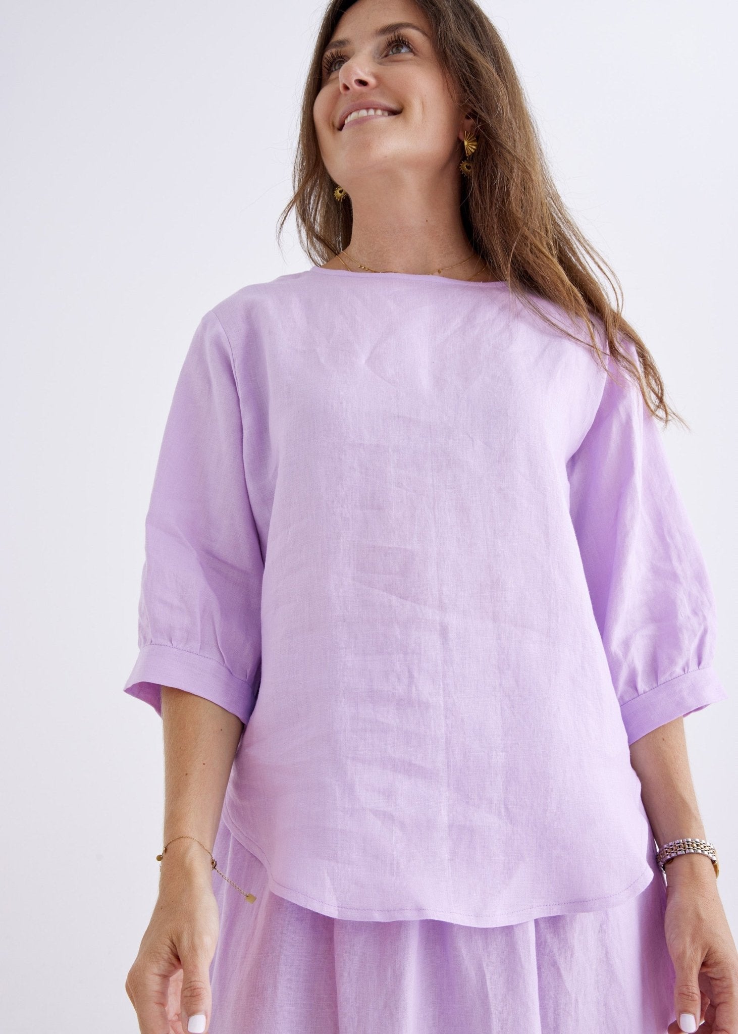 Laura Linen Top in Lilac-Devina Louise-stride
