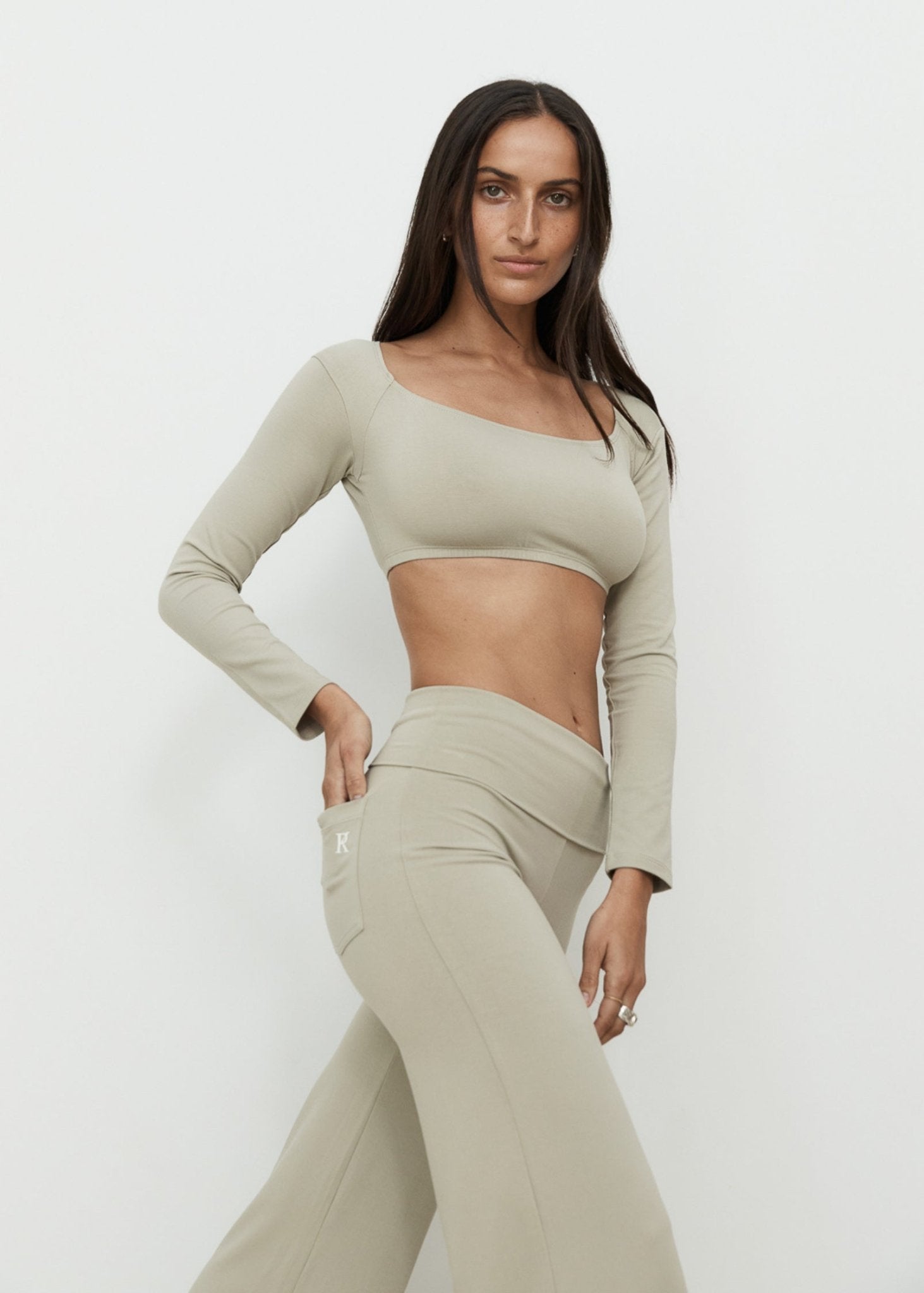 Long Sleeve Crop - Light Grey - Pinky & Kamal - stride