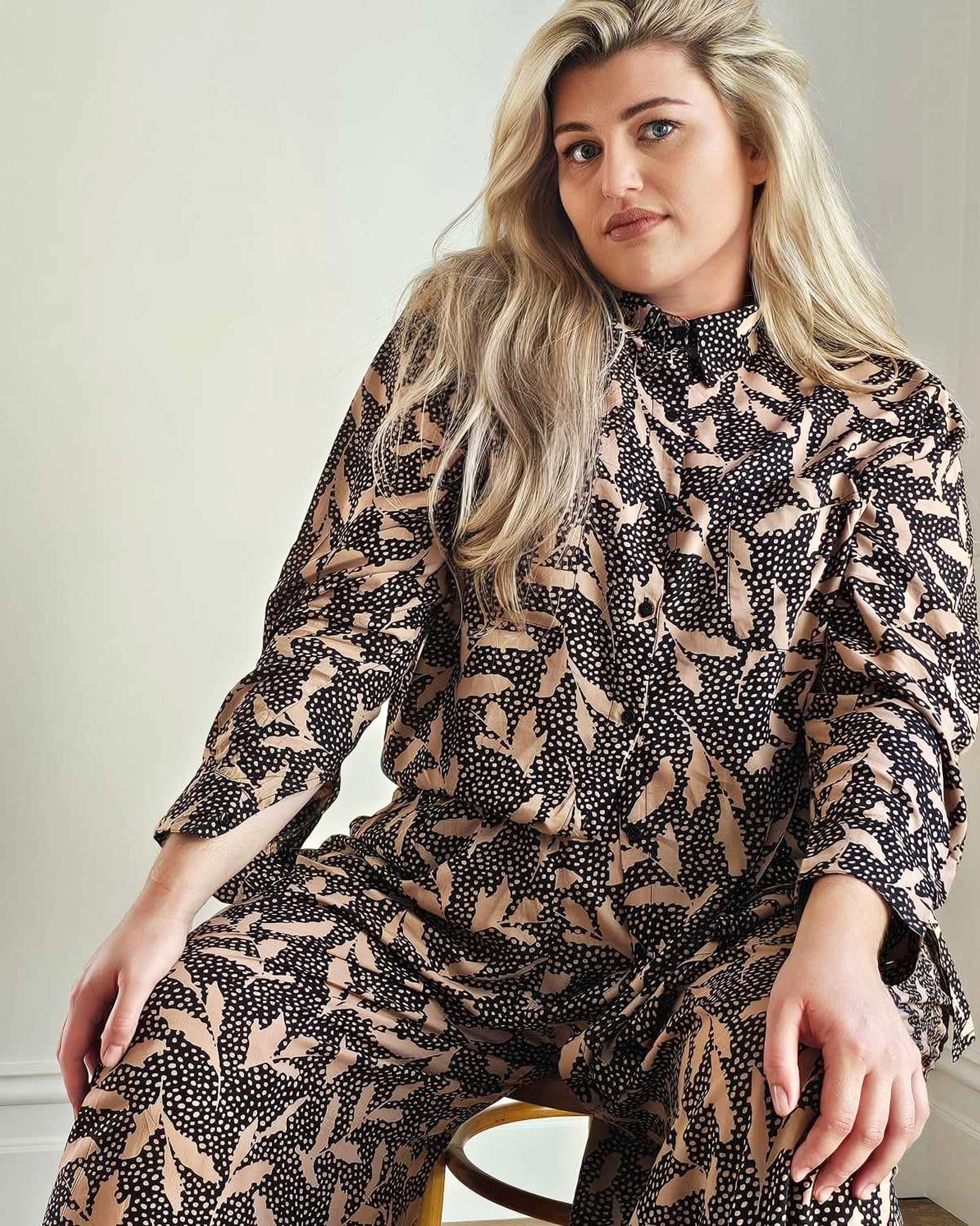 Nina Shirt // Leaf Multi - Hope & Harvest - stride