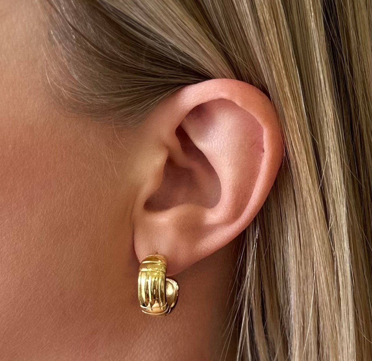 Podium Hoop Earrings - EVER Jewellery - stride
