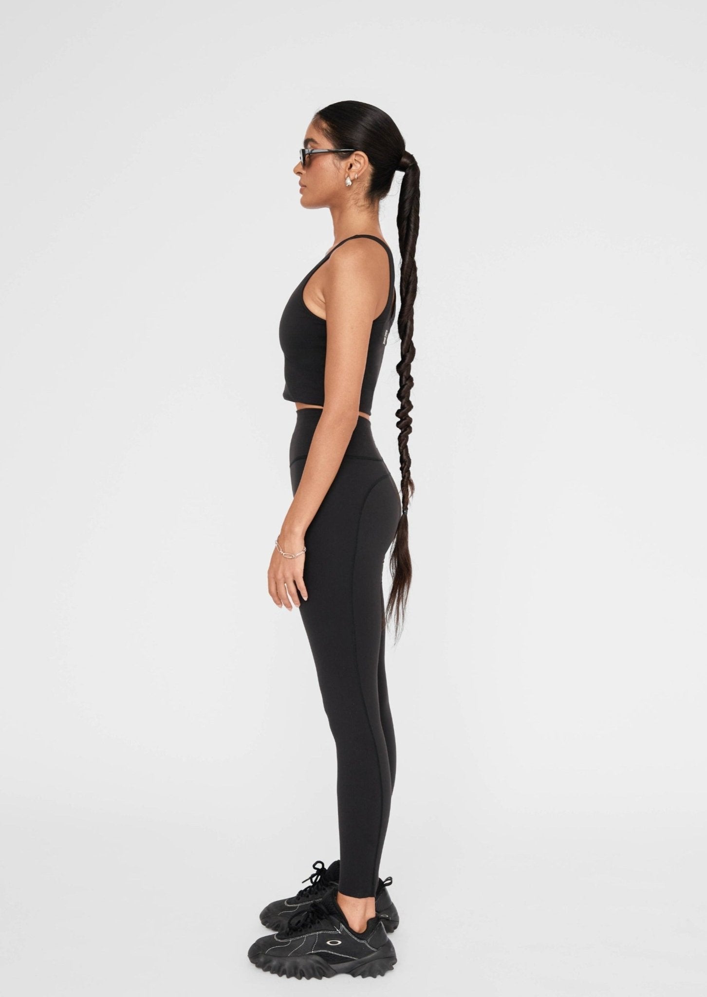 Synergy Legging - Black - Pinky & Kamal - stride