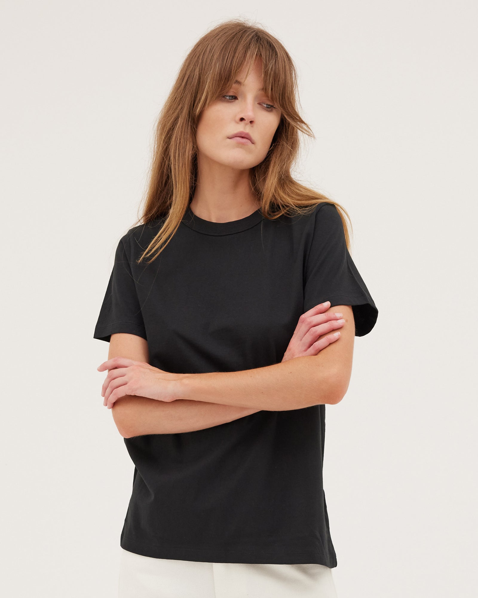 The 1950’s Tee | Vintage Black - Cloth & Co - stride
