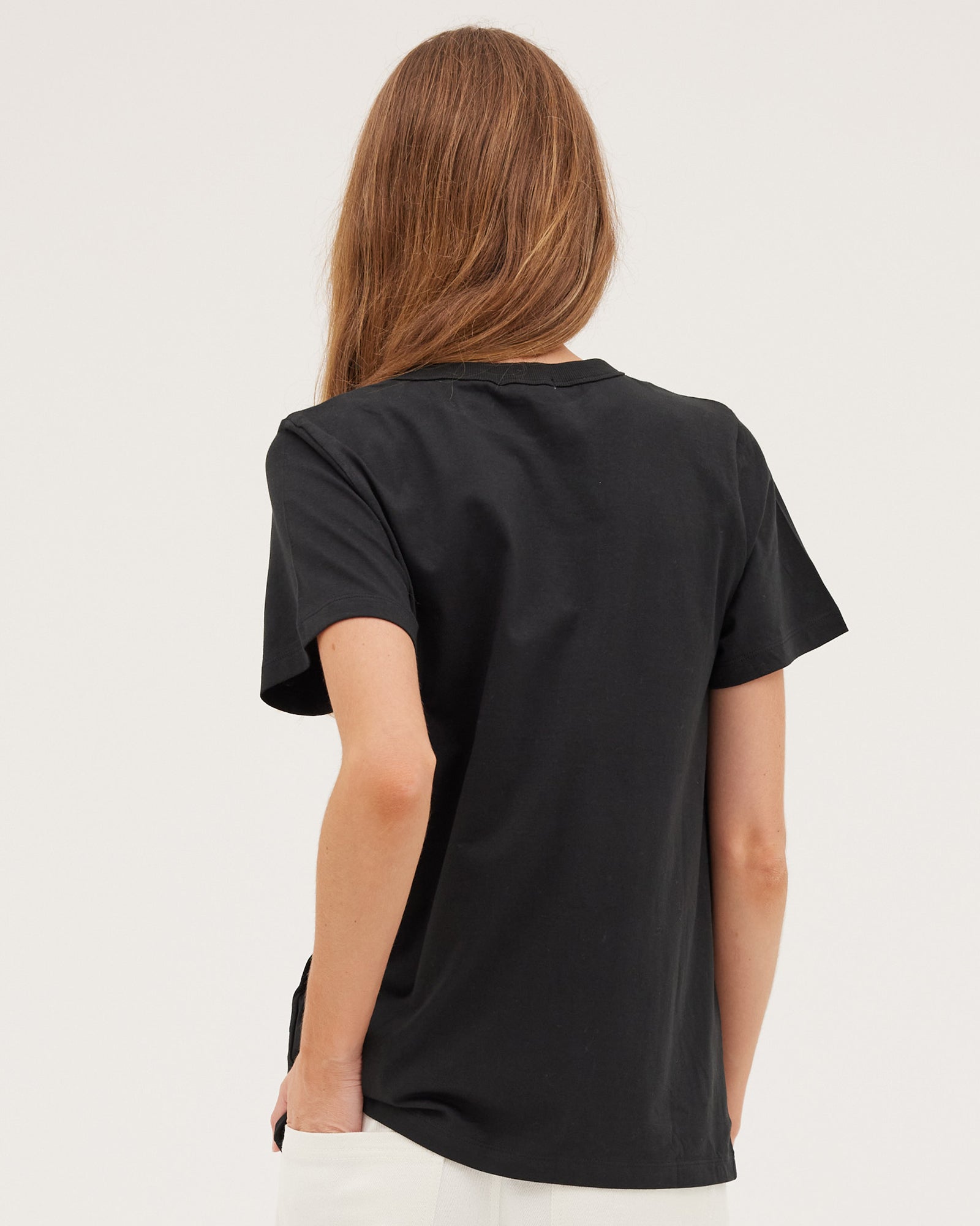 The 1950’s Tee | Vintage Black - Cloth & Co - stride