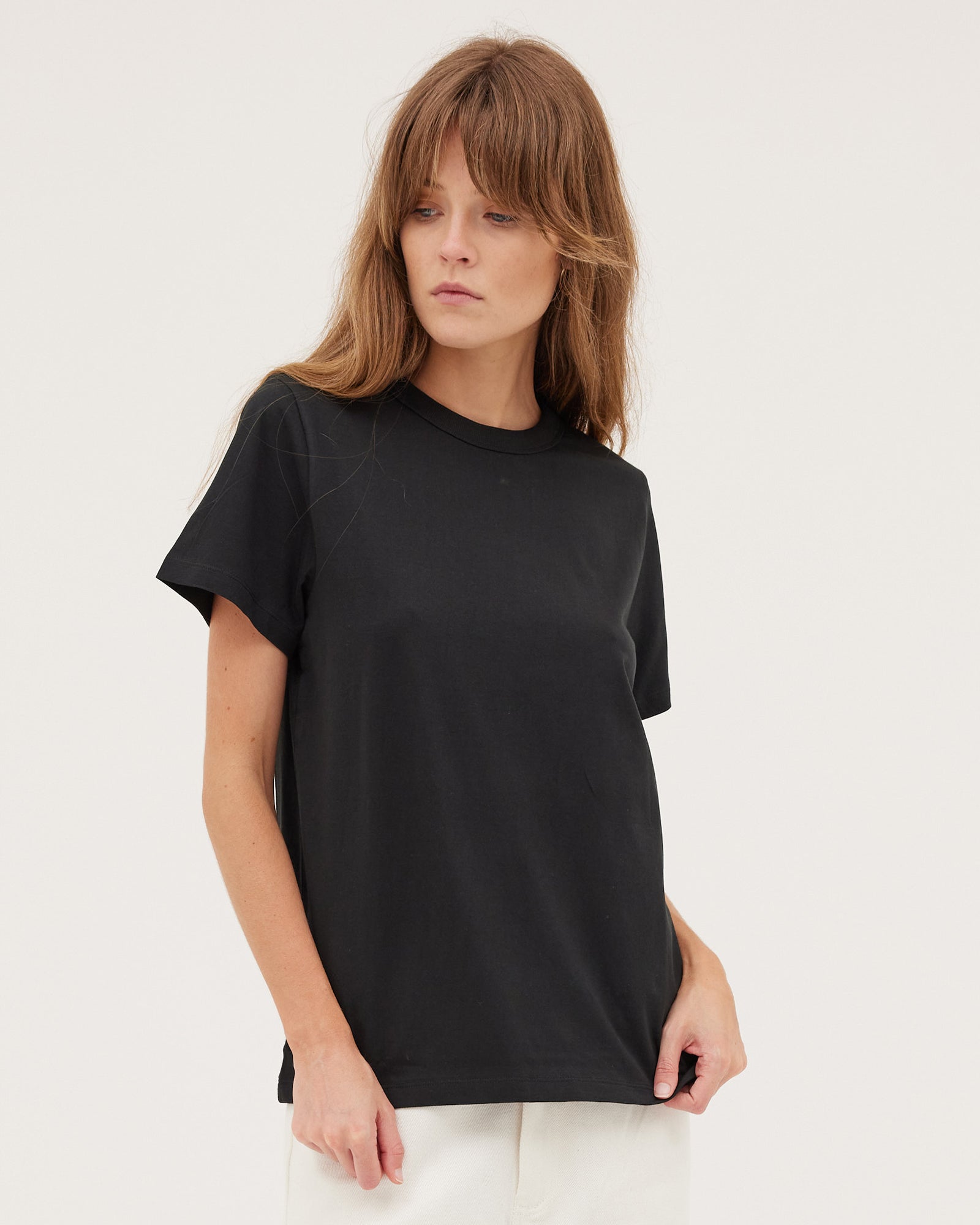 The 1950’s Tee | Vintage Black - Cloth & Co - stride