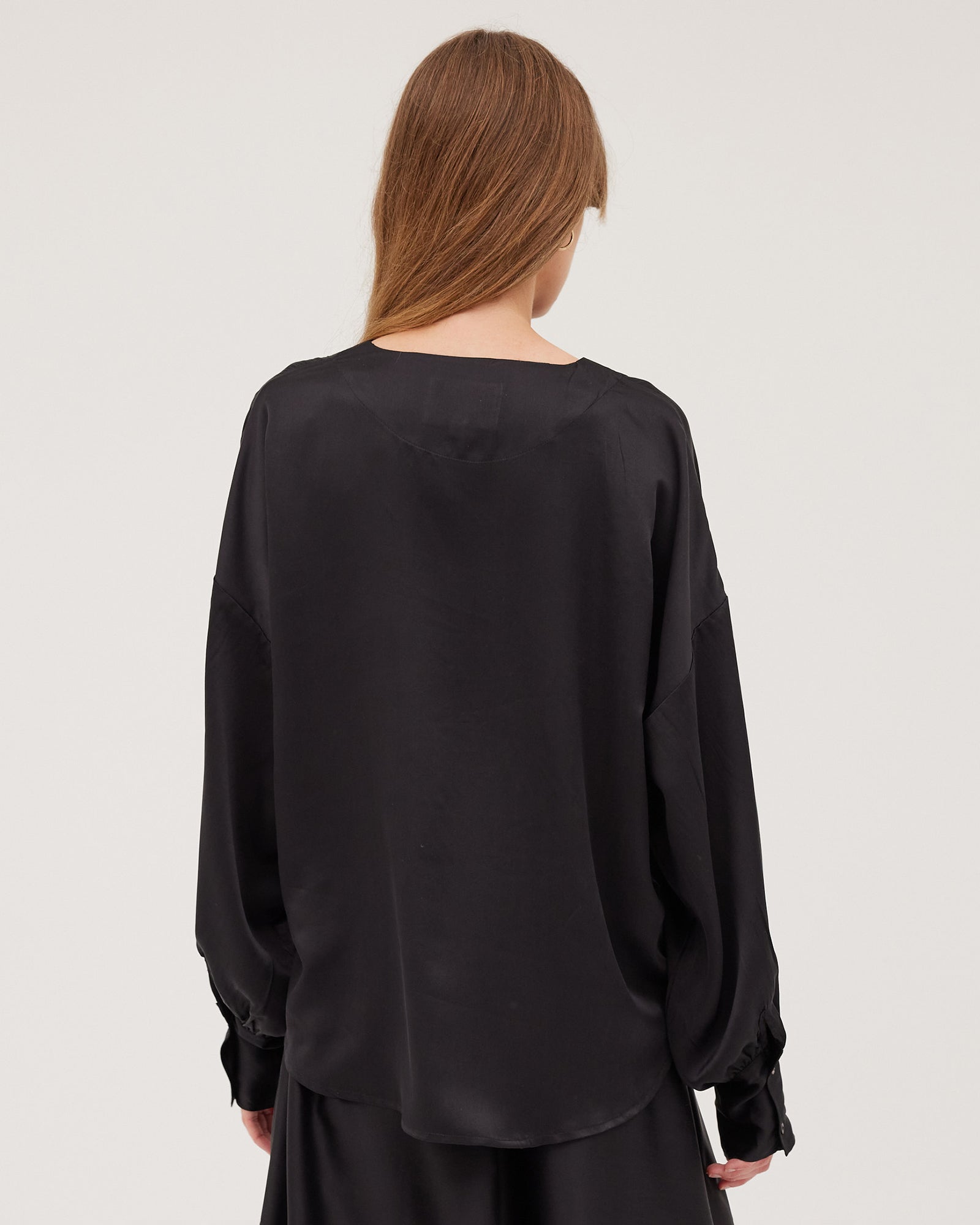 The Silk Shirt | Black - Cloth & Co - stride