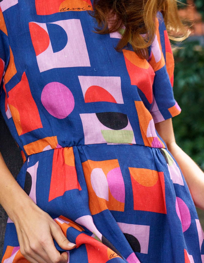 Zoe Dress Just Pretend Blue in Linen - Devoi - stride