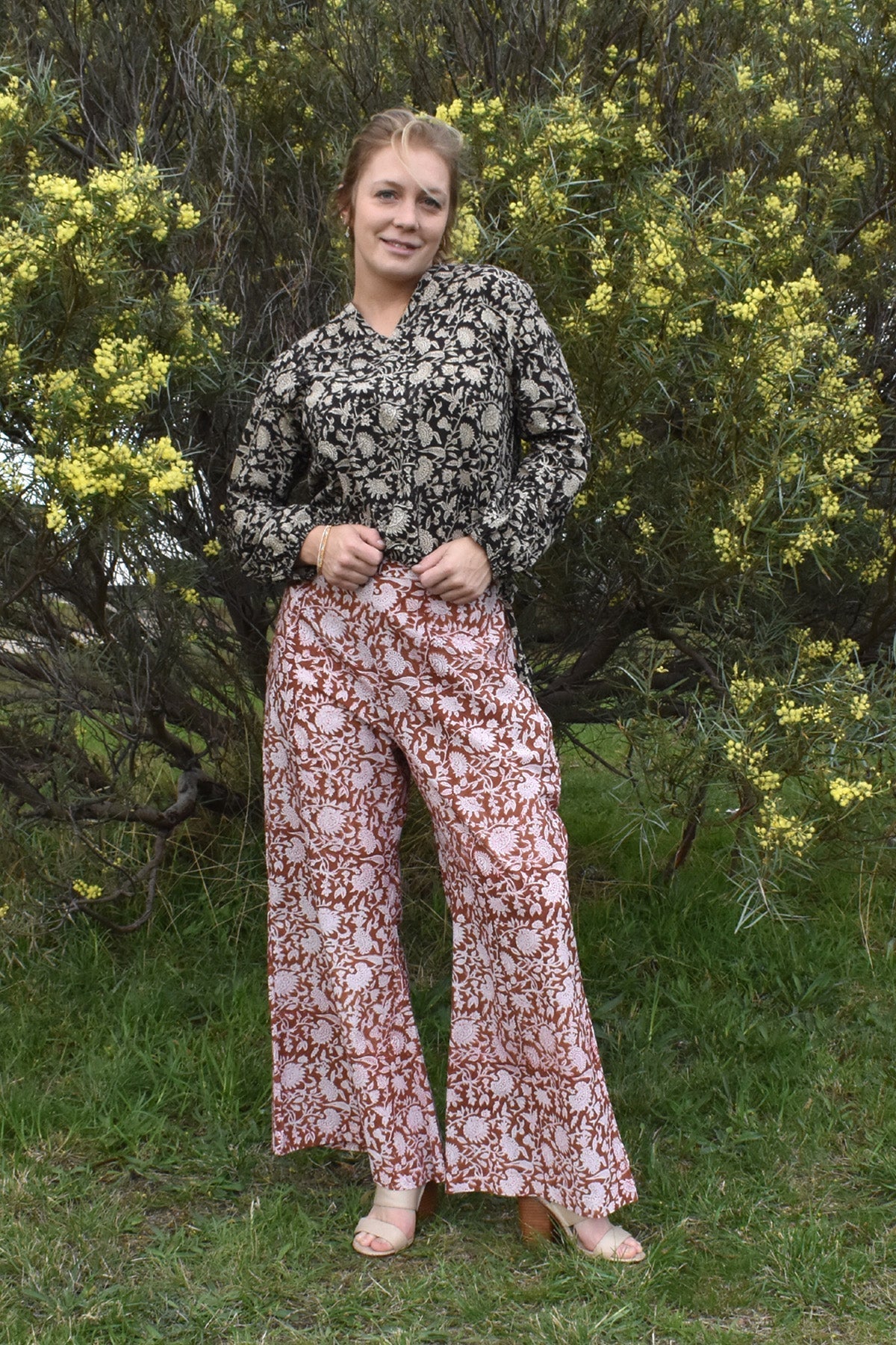 AMBER FLARE PANTS-Zoha-stride