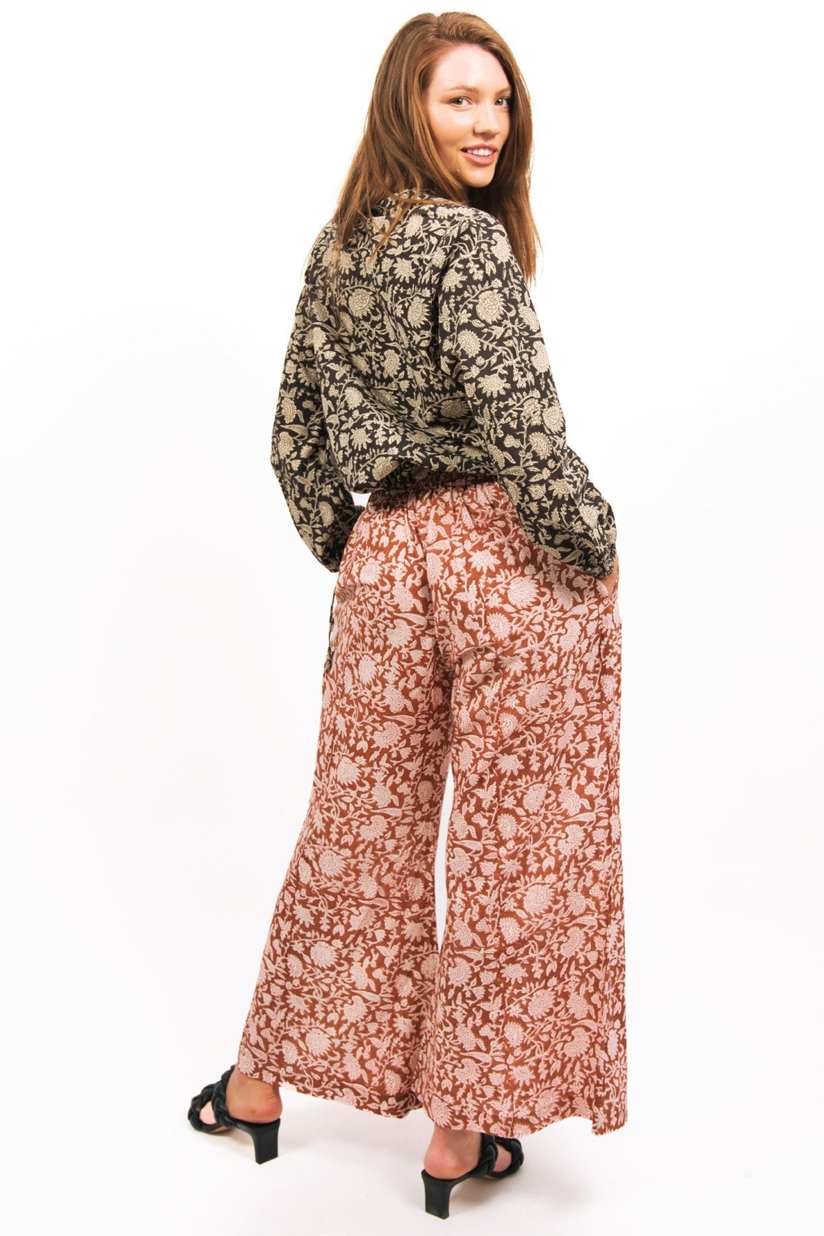 AMBER FLARE PANTS-Zoha-stride