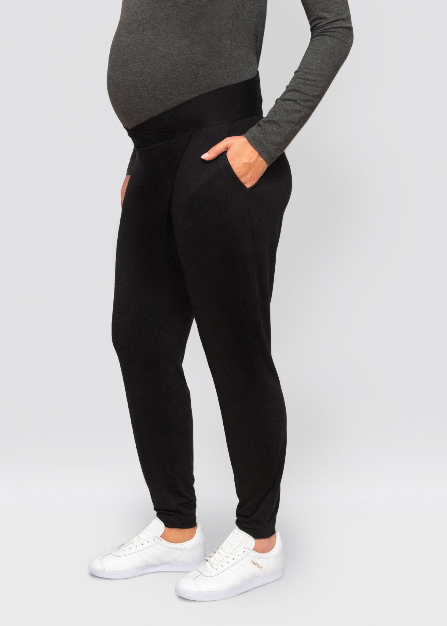 bamboo lounge pants - black-Úton Maternity-stride