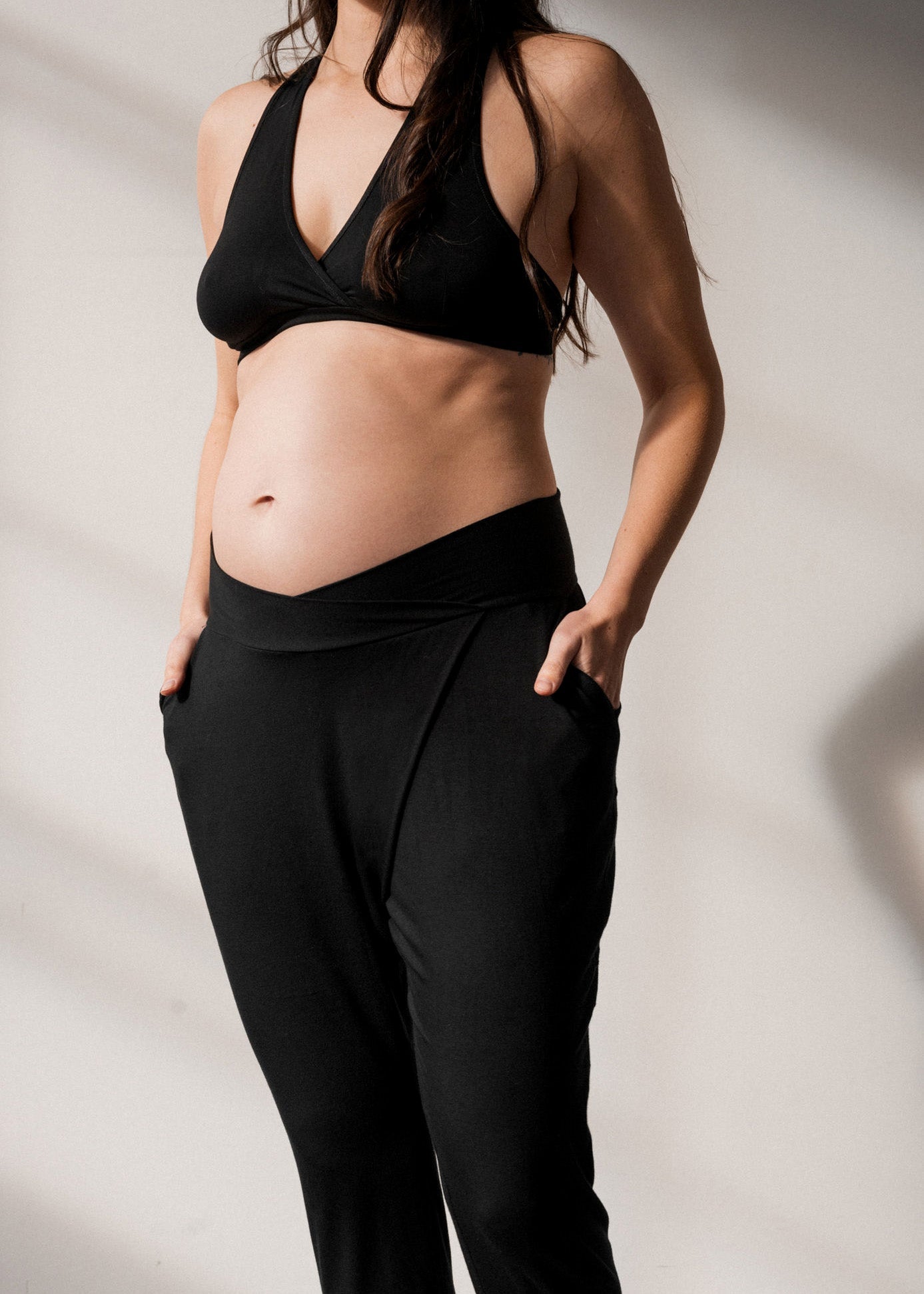 bamboo lounge pants - black-Úton Maternity-stride