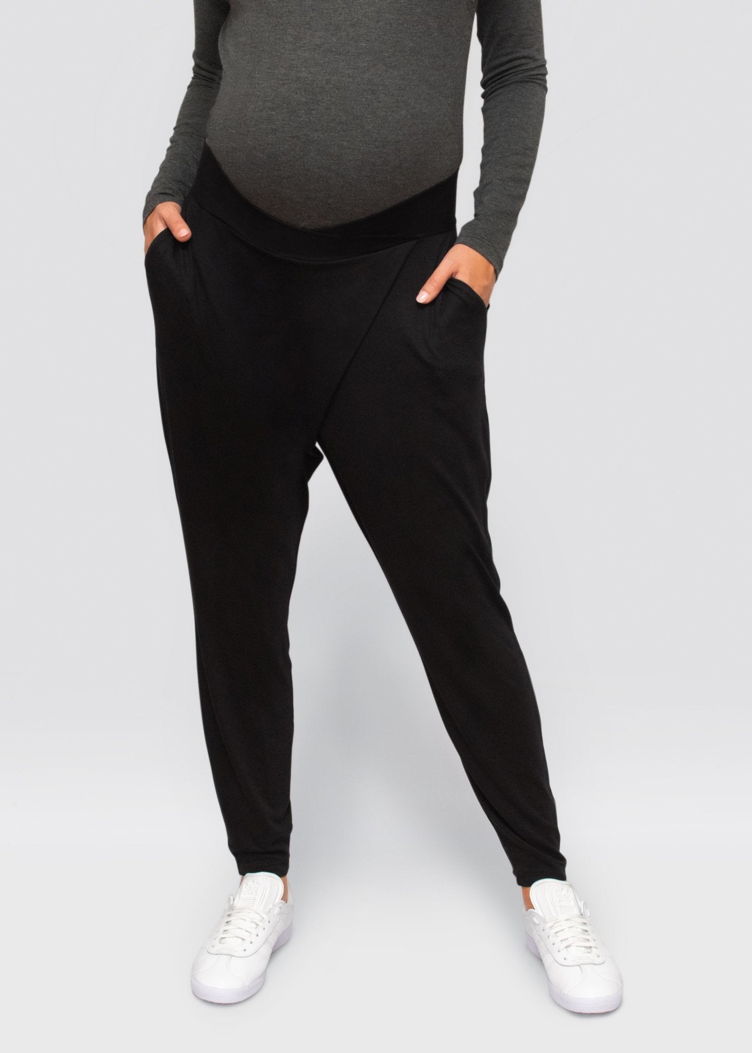 bamboo lounge pants - black-Úton Maternity-stride