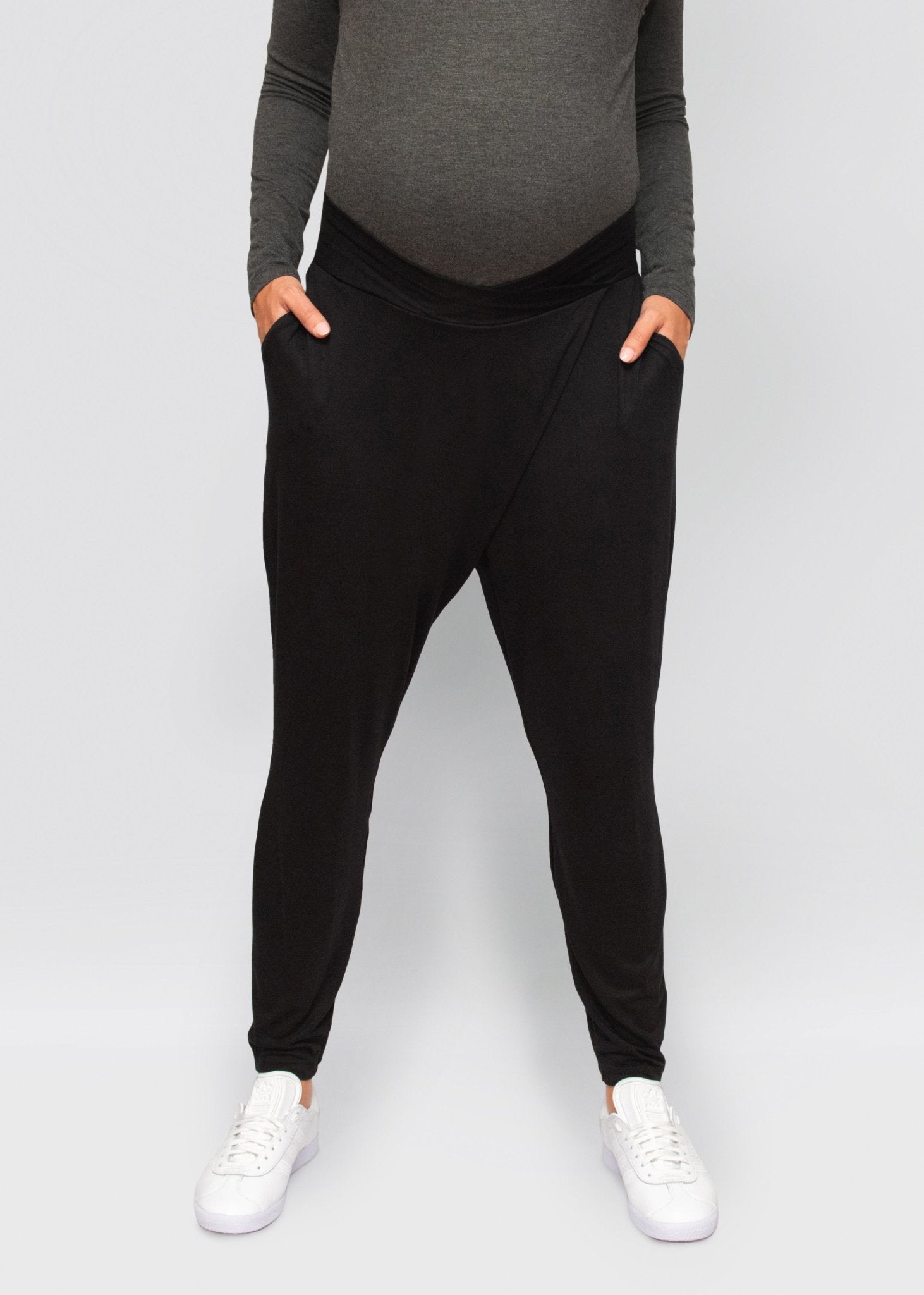 bamboo lounge pants - black-Úton Maternity-stride