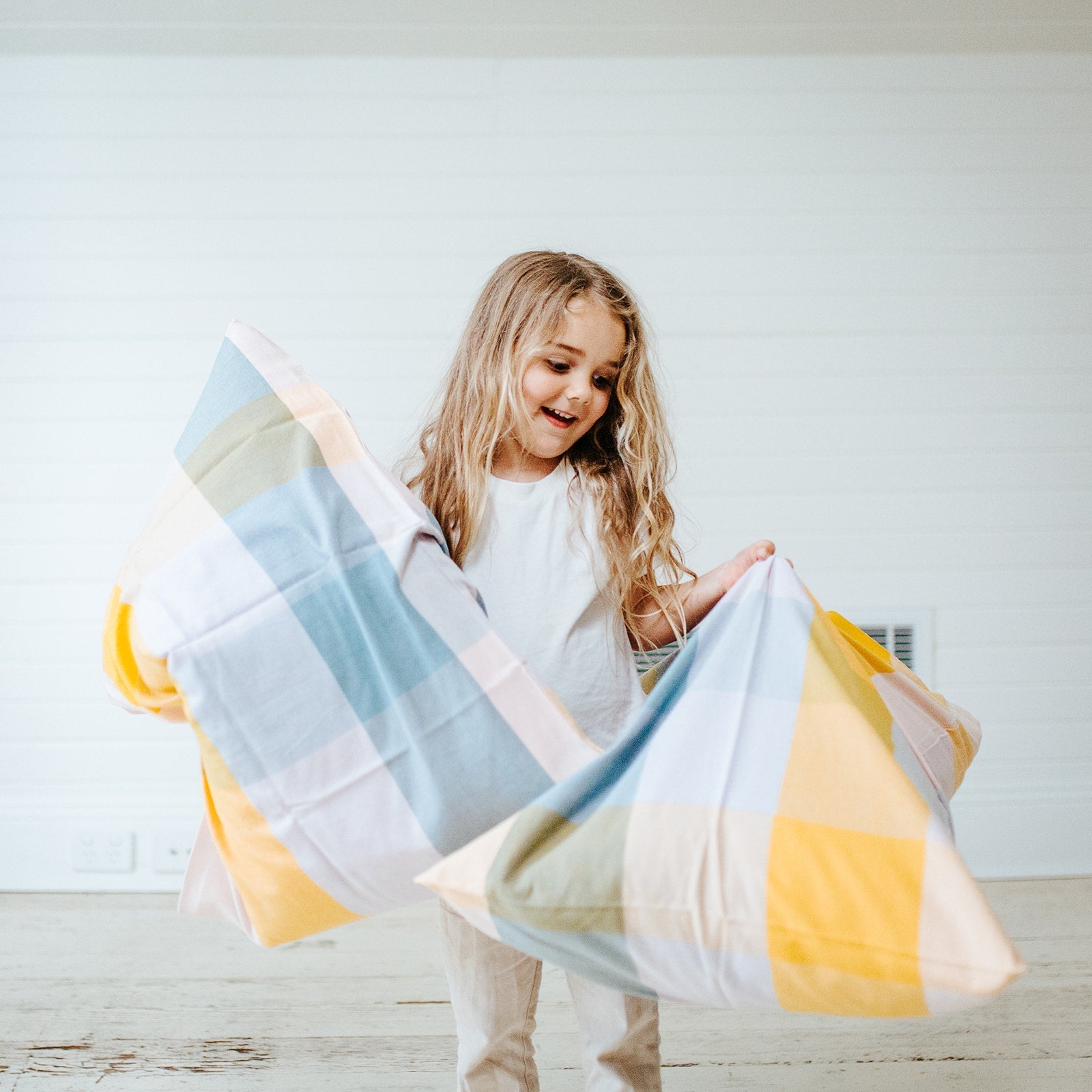 Birdy handloom blanket collection-Earth Worthy-stride