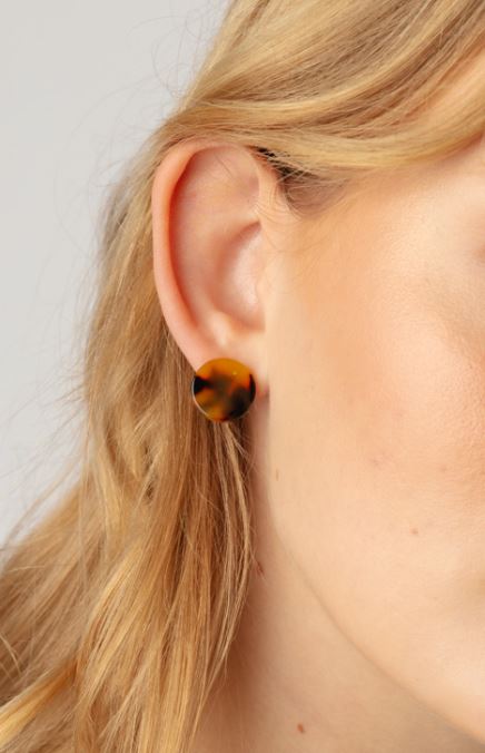 Caftan Resin Studs-ALKAM-stride