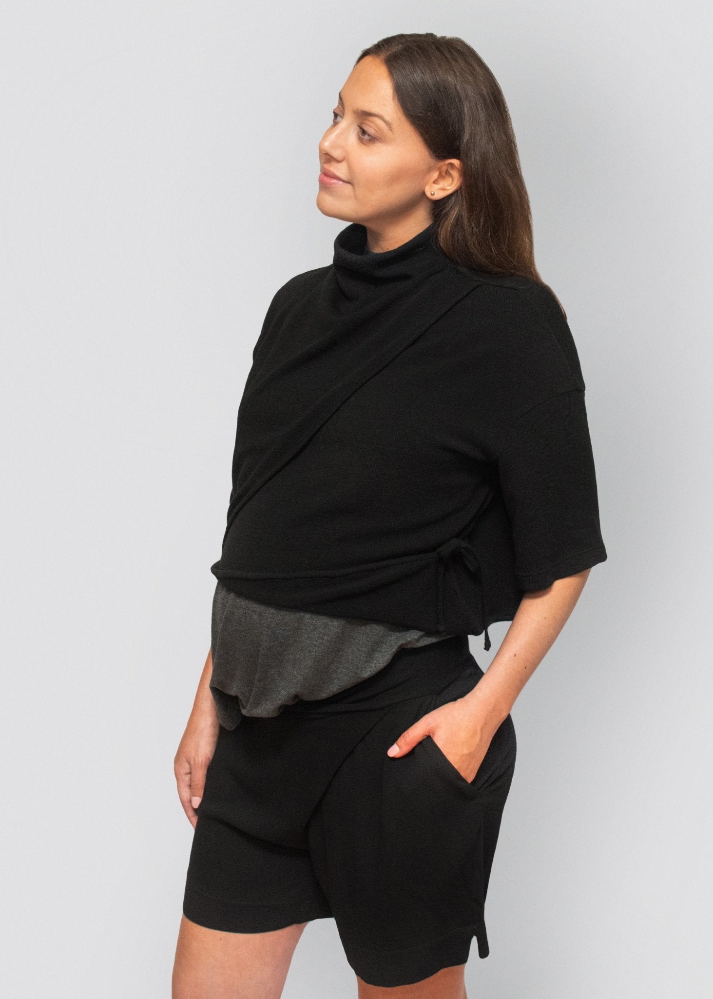 cropped jumper - black-Úton Maternity-stride