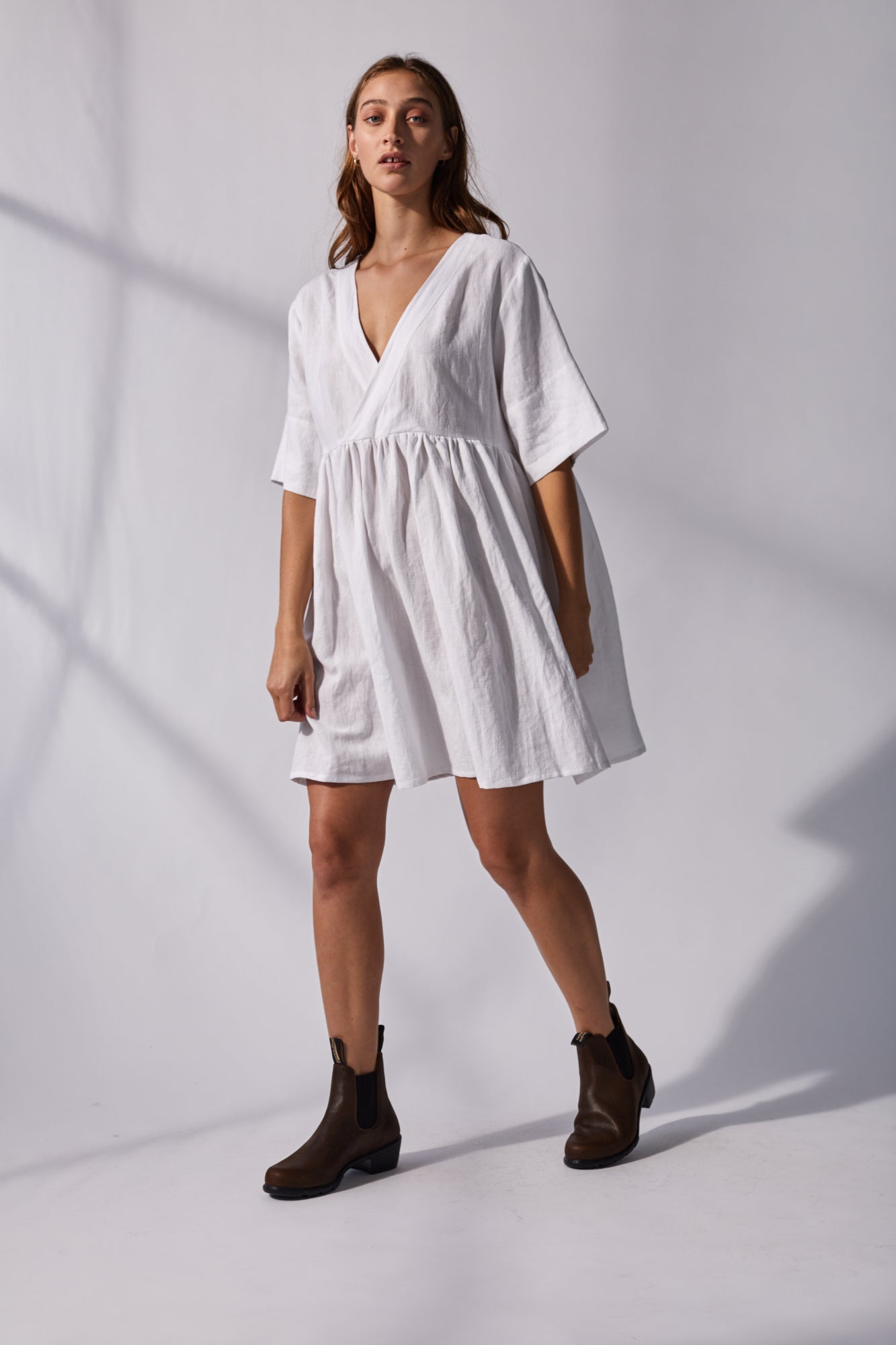 Either Way | White Crinkle Linen-Bay Active-stride