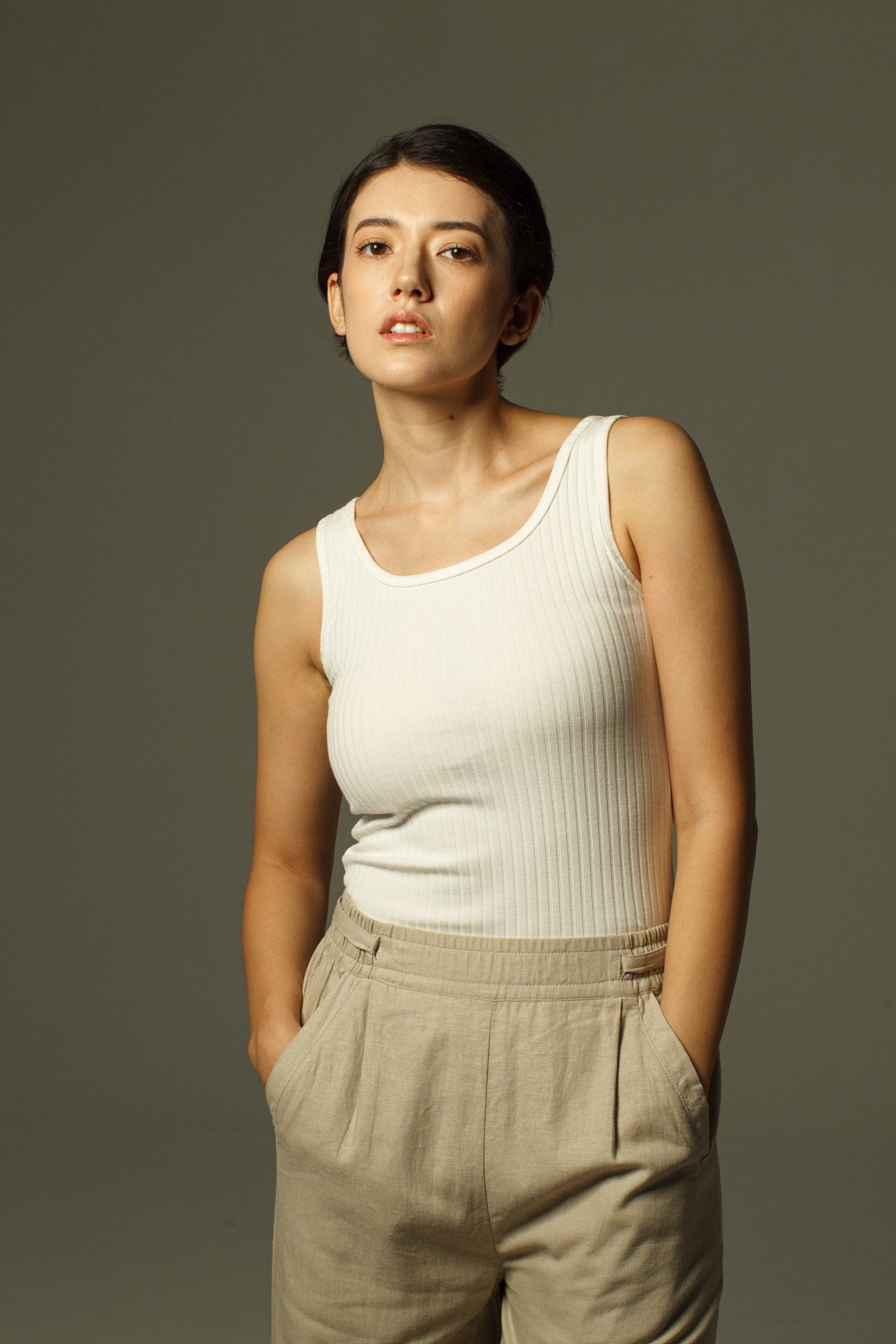 Fitted Ribbed Tank | White-Dorsu-stride