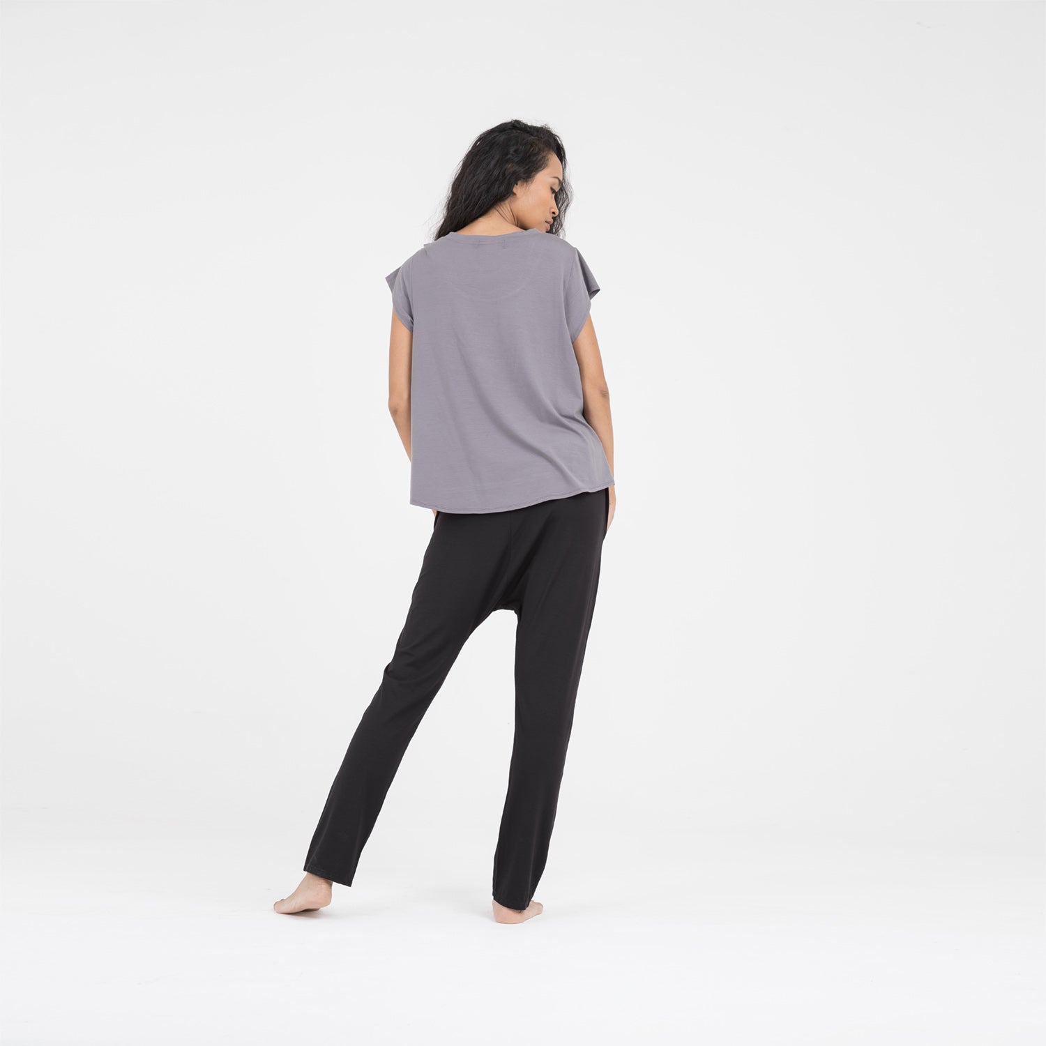 Greta Top in Taupe-Donnah-stride