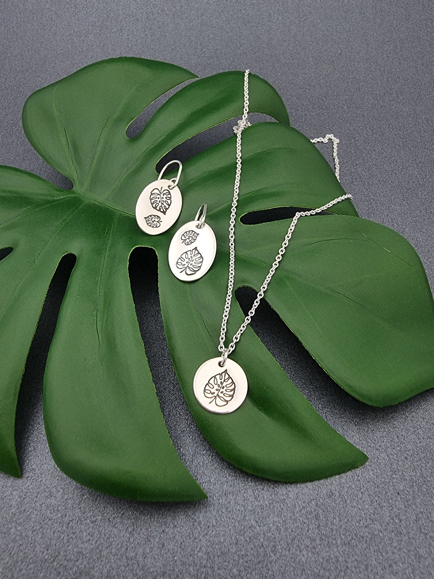 JUNGLE DREAMS - Monstera disc necklace-Erin K Jewellery-stride