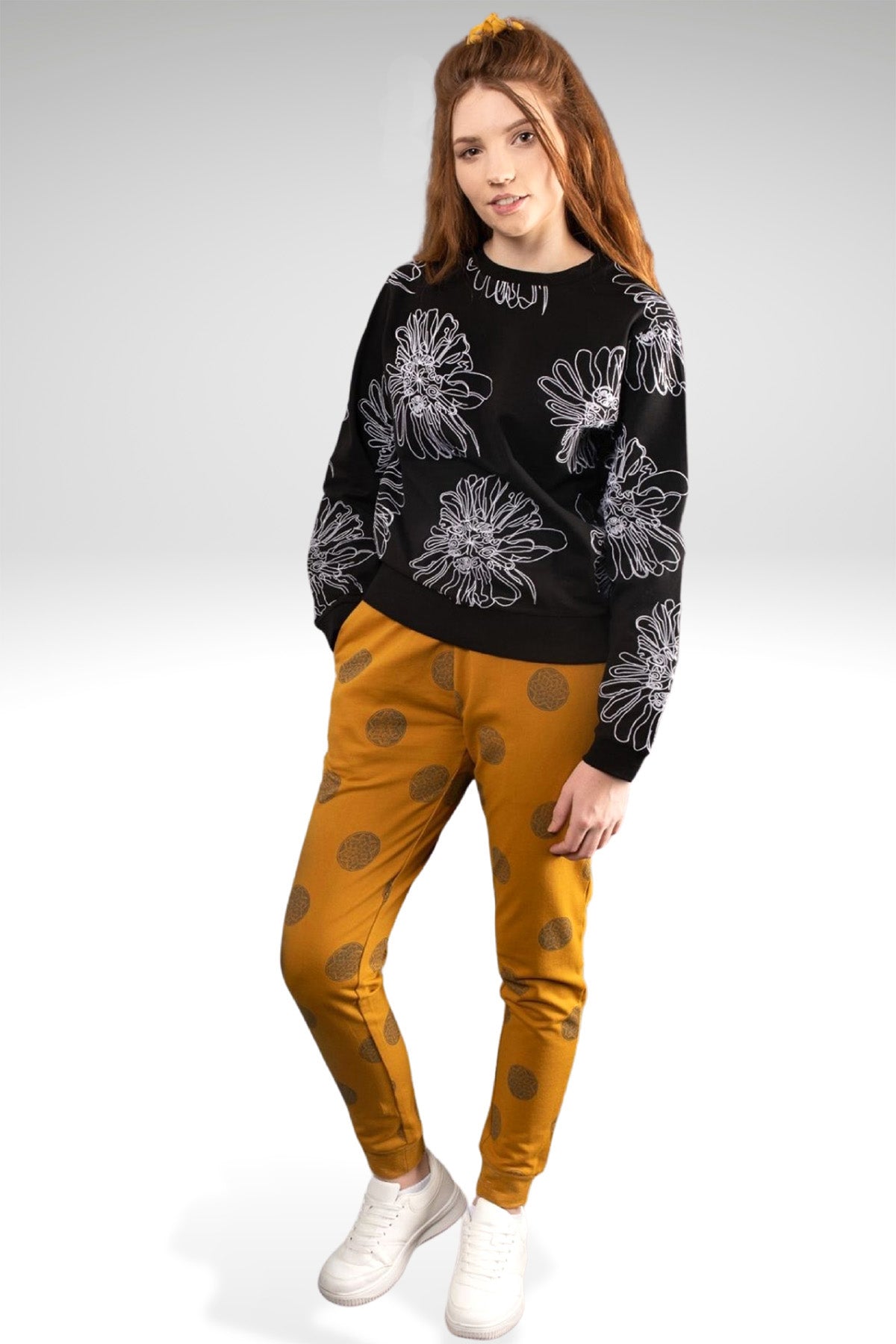 LETICIA EMBROIDERED KNIT SWEATSHIRT-Zoha-stride