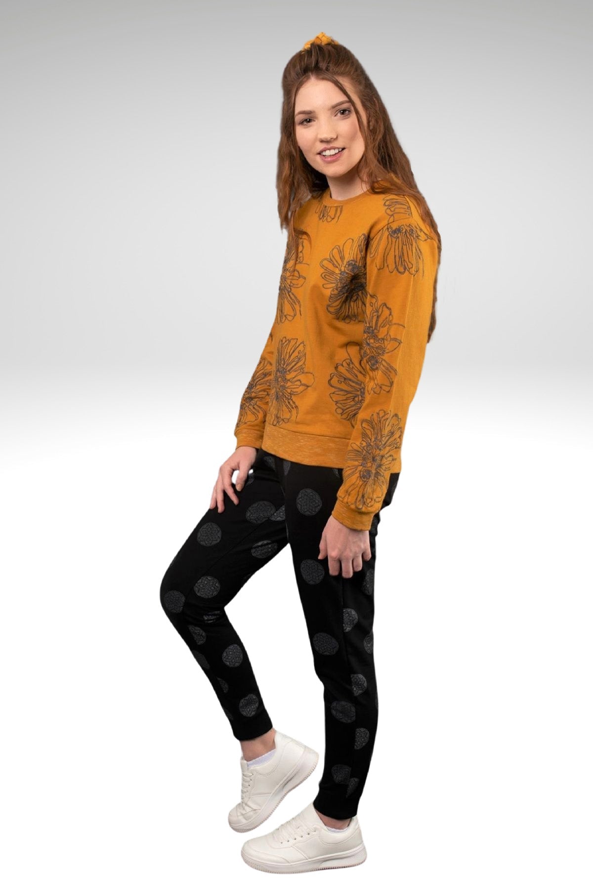 LETICIA EMBROIDERED KNIT SWEATSHIRT-Zoha-stride