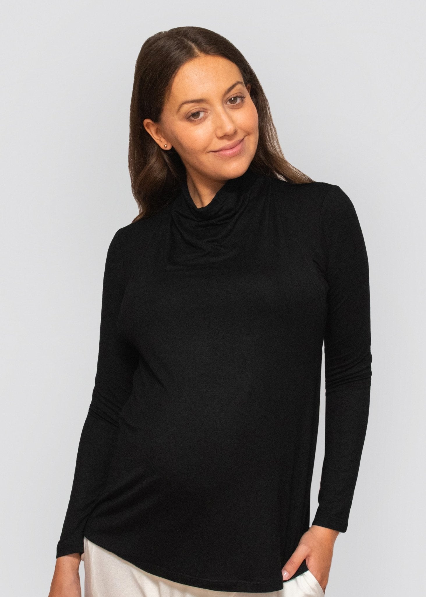 long sleeve tee - black-Úton Maternity-stride