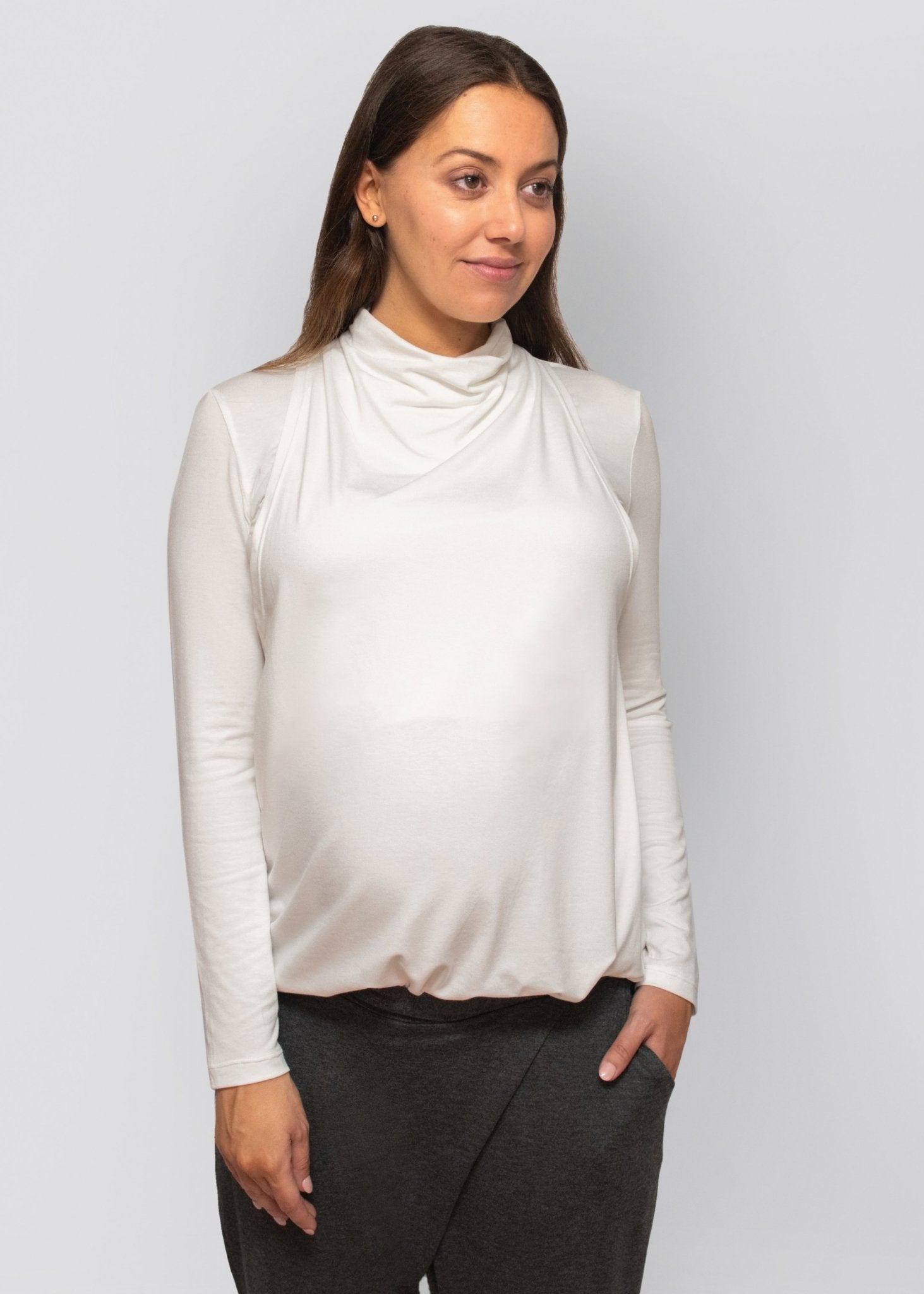 long sleeve tee - white-Úton Maternity-stride