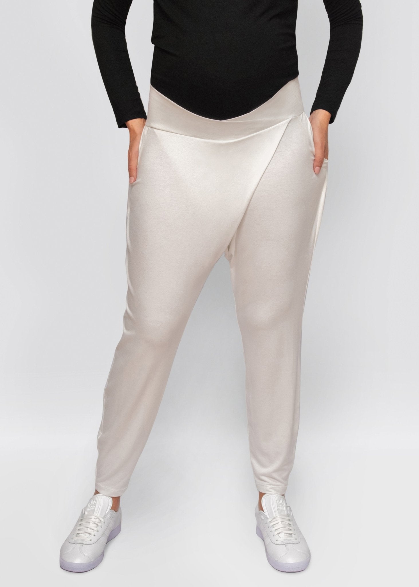 lounge pants - white-Úton Maternity-stride