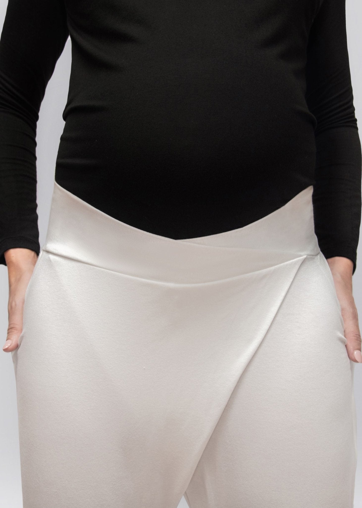 lounge pants - white-Úton Maternity-stride