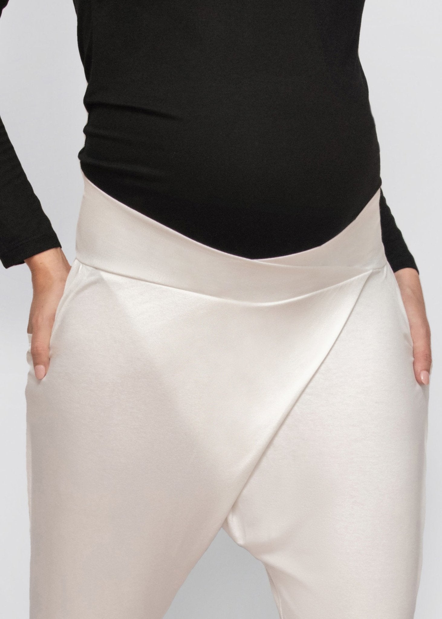 lounge pants - white-Úton Maternity-stride