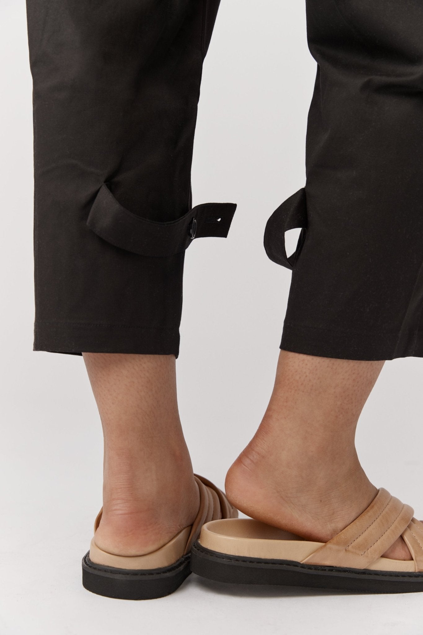 Marna Paperbag Pant-ALKAM-stride