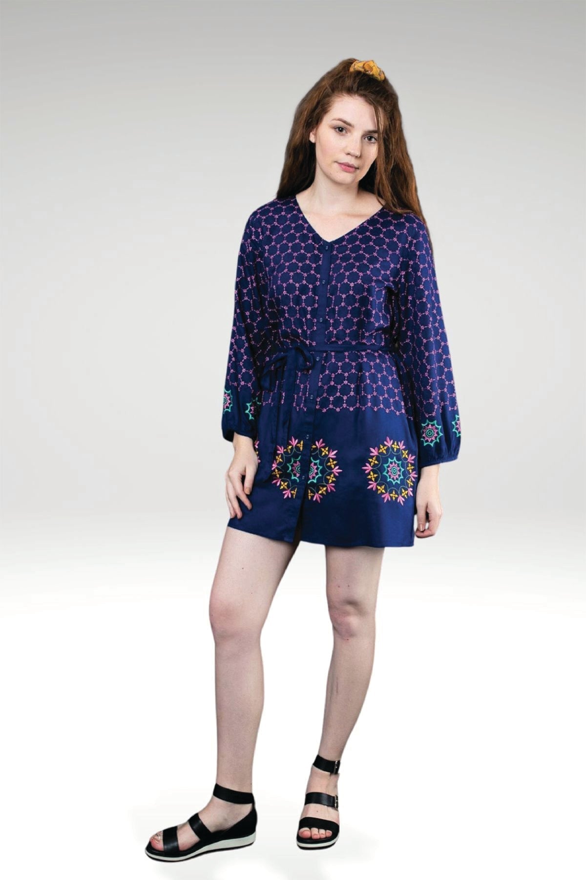 MELIKA EMBROIDERED TUNIC-Zoha-stride