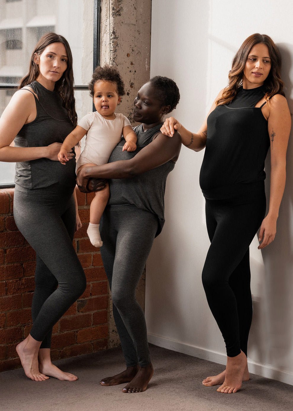 singlet - black-Úton Maternity-stride