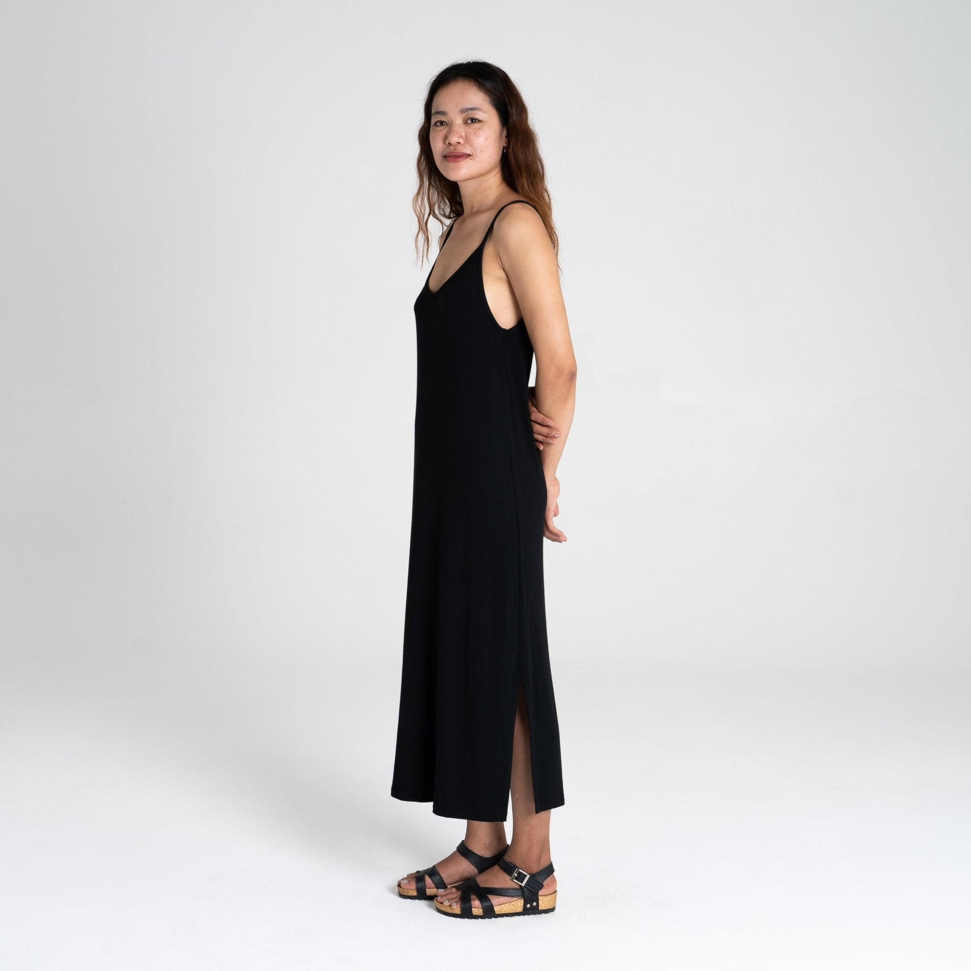 Singlet Dress | Black-Dorsu-stride