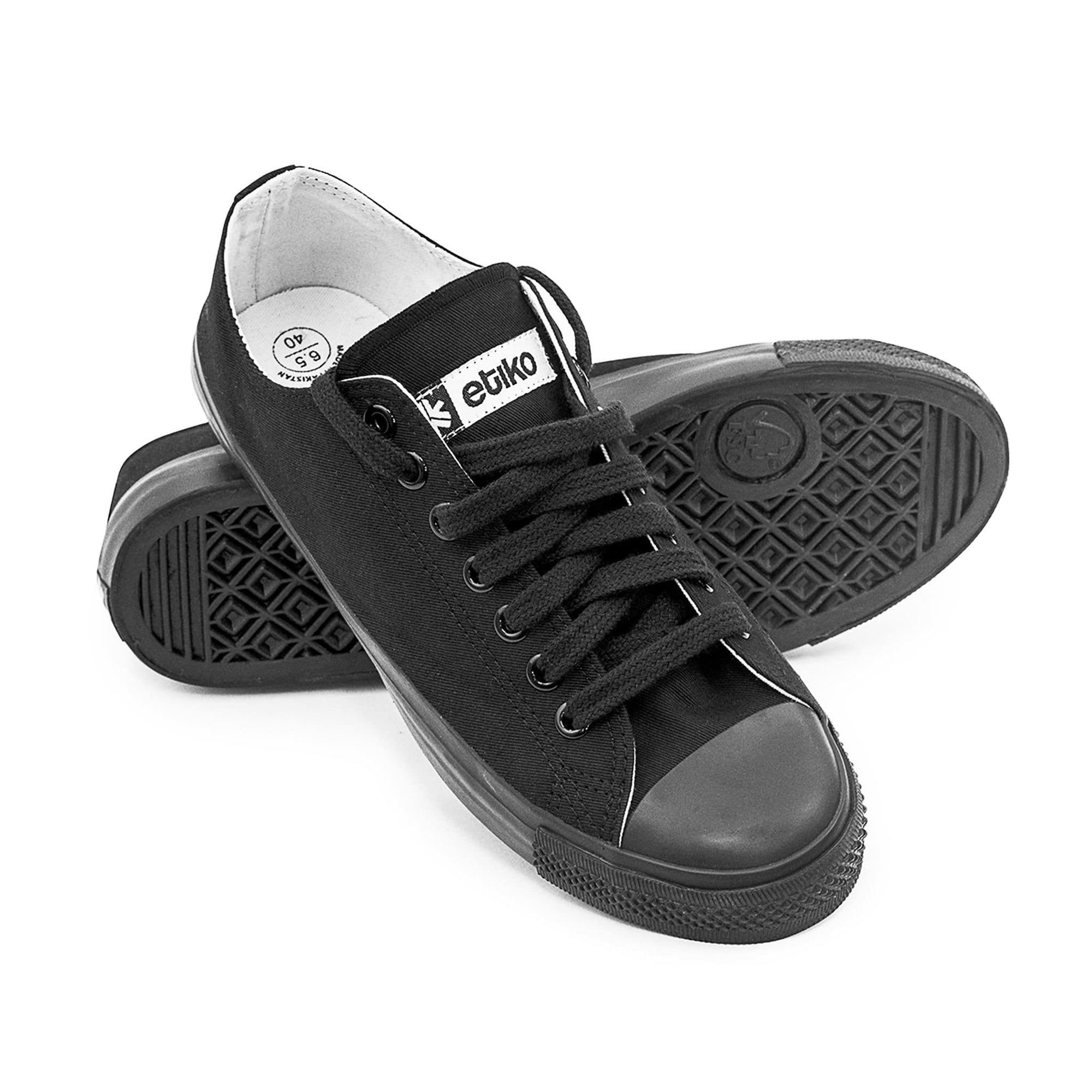 Sneakers Lowcuts All Black Organic Fairtrade-Etiko-stride