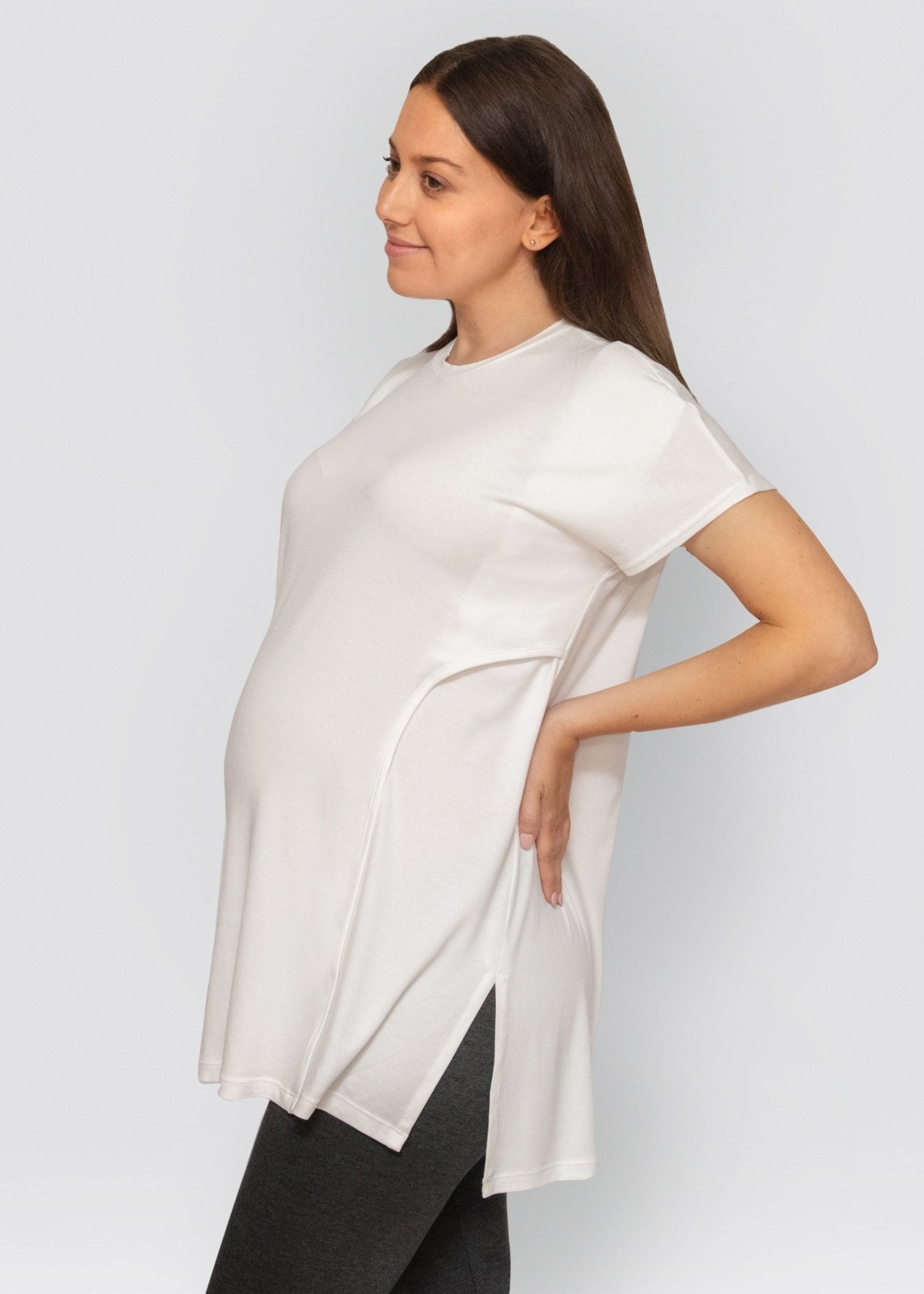 tee - white-Úton Maternity-stride