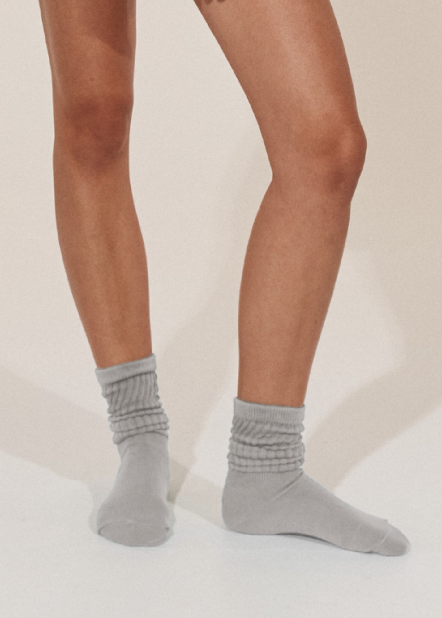 The Slouchy Sock LITE - Dove Grey-Pinky & Kamal-stride