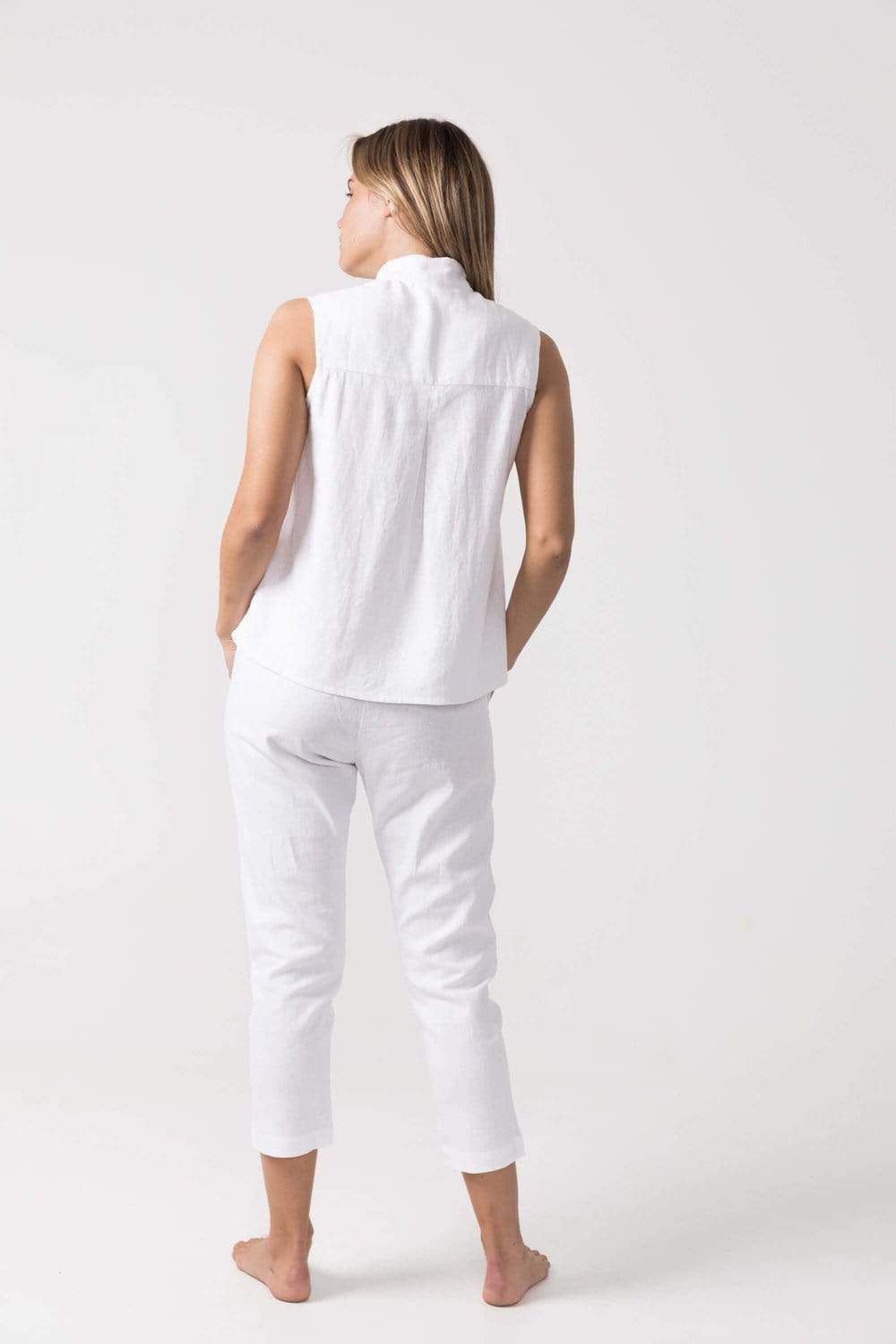 The Wilma Pants - White-Findlay-stride