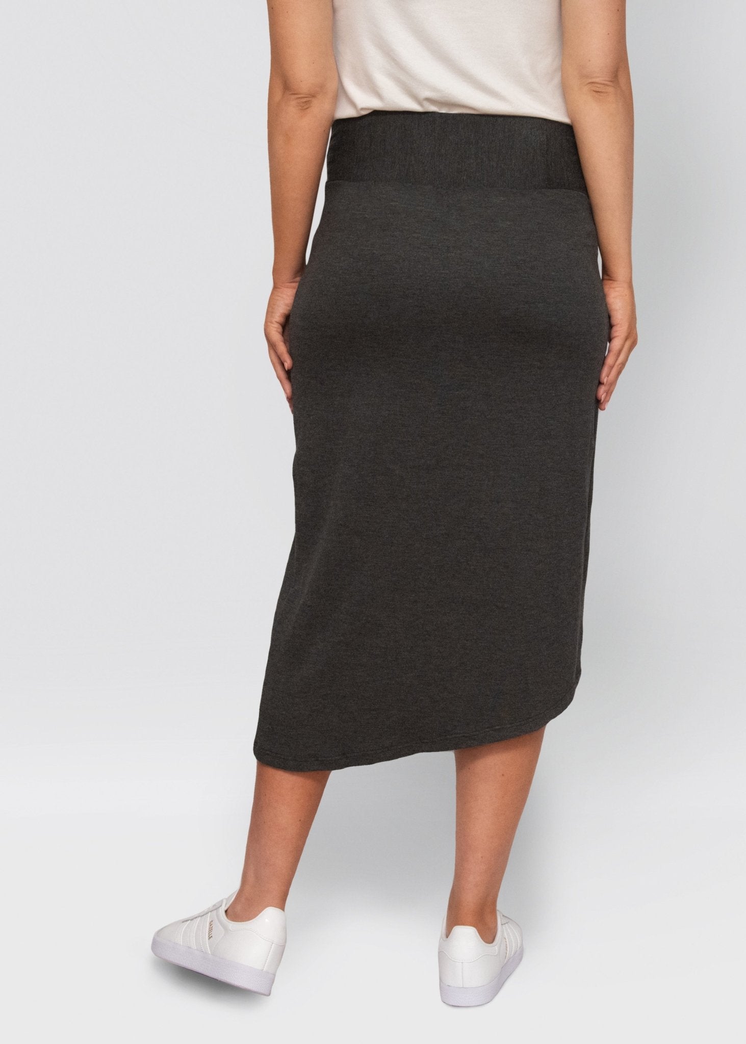 wrap skirt - charcoal-Úton Matenity-stride